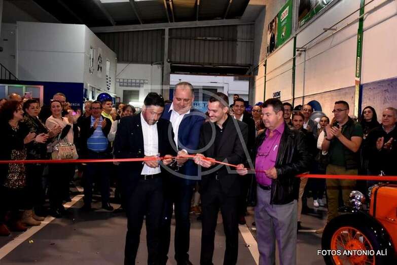 Momento de la inauguración del nuevo taller situado en el Parque Empresarial de Melenara (Foto TA)